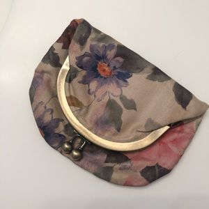 Vintage Inspired Floral Clutch
